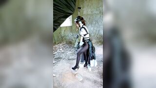 【超美高端罕见露脸露点】极品CosPlay爆机少女【喵小吉】六月新作《战斗女仆》柔领极品战斗女神 (1)