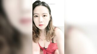 【爱机的白白】极品熟女火爆全网白嫩风骚粉穴美乳，魅惑妖艳淫话连篇，极品尤物榨干小伙