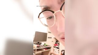 【爱机的白白】极品熟女火爆全网白嫩风骚粉穴美乳，魅惑妖艳淫话连篇，极品尤物榨干小伙