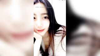 三月下海颜值最高的女神【偶像9分超高纯欲颜值】居然在虎牙做过网红直播，极品大奶子 身材还贼棒，脸蛋儿完美到360度无死角