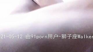 爱穿牛仔裤被干的女主播