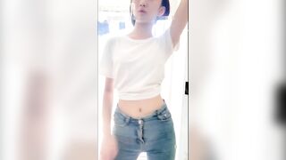 (乖乖小美女)(十七岁雨季)合集12小时，身材不错学生妹(1)编号94D78BBA