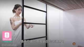 激情做爱吵醒室友 酒后大胆去诱惑两个上下铺的学长亲密对我调教