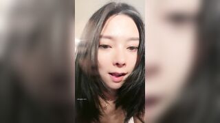 精品甜美女孩【冰小羊】男炮友到位~先口再操，各种姿势啪啪，激情啪啪