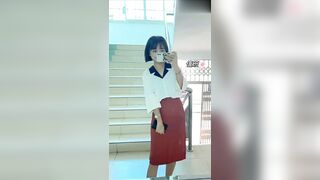 牛B大神潜入医院女厕把里面的漂亮护士全拍了个遍